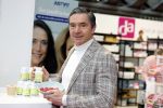 Amsterdam 18 februari 2023
Hein Vegeer en zijn dochter staan met div produkten op de huishoudbeurs (JustBfit Sport)
