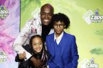 Hilversum 28 januari 2023
Zapp awards in studio 21 . Jandino Asporaat met kinderen