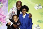 Hilversum 28 januari 2023
Zapp awards in studio 21 . Jandino Asporaat met kinderen