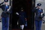 Amsterdam 18 januari 2023
De tweede dag van de nieuwjaarsreceptie van Koning Willem Alexander en koningin Maxima op het paleis op de Dam. Ook prinses Beatrix was weer aanwezig. Tas Koningin Maxima