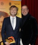 Baarn 28 januari 2023
Premiere liedjes Robert Long in de speeldoos in Baarn.
Kristof Rutsaert (partner Robert Long) met zijn nieuwe partner