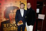 Baarn 28 januari 2023
Premiere liedjes Robert Long in de speeldoos in Baarn.
Kristof Rutsaert (partner Robert Long) met zijn nieuwe partner