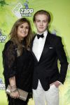 Hilversum 28 januari 2023
Zapp awards in studio 21 . Laura Vlasblom met haar zoon Sem ragas