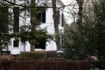 Huizen 6 januari 2023
BMW X5  geparkeerd bij huis Linda de Mol