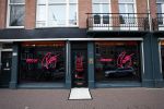 Amsterdam 3 februari 2023
Patty Brard verkoopt vrijwillig haar inboeder bij Decor Amsterdam. Ook sochter Priscilla Nasi en haar Man Antoine zijn aanwezig.