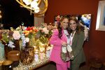 Amsterdam 3 februari 2023
Patty Brard verkoopt vrijwillig haar inboeder bij Decor Amsterdam. Ook sochter Priscilla Nasi en haar Man Antoine zijn aanwezig.