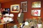 Amsterdam 3 februari 2023
Patty Brard verkoopt vrijwillig haar inboeder bij Decor Amsterdam. Ook sochter Priscilla Nasi en haar Man Antoine zijn aanwezig.