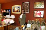 Amsterdam 3 februari 2023
Patty Brard verkoopt vrijwillig haar inboeder bij Decor Amsterdam. Ook sochter Priscilla Nasi en haar Man Antoine zijn aanwezig.