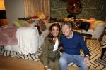 Amsterdam 3 februari 2023
Patty Brard verkoopt vrijwillig haar inboeder bij Decor Amsterdam. Ook sochter Priscilla Nasi en haar Man Antoine zijn aanwezig.