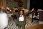 Amsterdam 3 februari 2023
Patty Brard verkoopt vrijwillig haar inboeder bij Decor Amsterdam. Ook sochter Priscilla Nasi en haar Man Antoine zijn aanwezig.