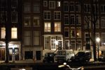 Amsterdam 12 februari 2023
Huis Prinses Amalia op de gracht in Amsterdam . De Blauwe bus staat er al vanaf kerst 2022.