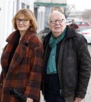 Amsterdam 4 februari 2023
Herdenkingsdienst/Begrafenis Heddy Lester.
Rob v d Meeberg met zijn vrouw