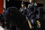 Amsterdam 28 januari 2023
Samantha Steenwijk rijdt op haar paard een kuhr terwijl ze zingt tijdens Jumping Amsterdam in de RAI.