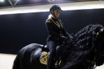 Amsterdam 28 januari 2023
Samantha Steenwijk rijdt op haar paard een kuhr terwijl ze zingt tijdens Jumping Amsterdam in de RAI.
