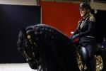 Amsterdam 28 januari 2023
Samantha Steenwijk rijdt op haar paard een kuhr terwijl ze zingt tijdens Jumping Amsterdam in de RAI.