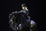 Amsterdam 28 januari 2023
Samantha Steenwijk rijdt op haar paard een kuhr terwijl ze zingt tijdens Jumping Amsterdam in de RAI.