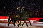Amsterdam 28 januari 2023
Samantha Steenwijk rijdt op haar paard een kuhr terwijl ze zingt tijdens Jumping Amsterdam in de RAI.