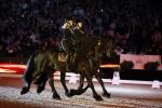 Amsterdam 28 januari 2023
Samantha Steenwijk rijdt op haar paard een kuhr terwijl ze zingt tijdens Jumping Amsterdam in de RAI.