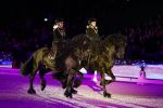 Amsterdam 28 januari 2023
Samantha Steenwijk rijdt op haar paard een kuhr terwijl ze zingt tijdens Jumping Amsterdam in de RAI.