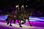 Amsterdam 28 januari 2023
Samantha Steenwijk rijdt op haar paard een kuhr terwijl ze zingt tijdens Jumping Amsterdam in de RAI.