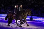 Amsterdam 28 januari 2023
Samantha Steenwijk rijdt op haar paard een kuhr terwijl ze zingt tijdens Jumping Amsterdam in de RAI.