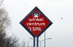 Monnickendam 22 februari 2023
Thijs Romer doet boodschappen bij AH in Monnickedam bij winkelcentrum t Spil