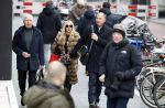 Amsterdam 11 januari 2024
Eugene v Duin arriveert bij de rechtbank van Amsterdam met zijn vrouw en advocaat .