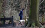Huizen 13 januari 2024
Linda de Mol en Jeroen Rietbergen samen wandelend met hun 2 honden / labradors.