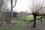 Lisse 6 januari 2023
Op deze locatie naast de Lissesche ijsbaan zou Maxime Meiland verkracht zijn . De speelrekken die daar stonden zijn onlangs weg gehaald . De gaten in de grond zitten er nog .