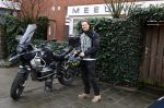 Amsterdam 4 januari 2024
Winston post op zijn BMW motor