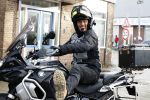 Amsterdam 4 januari 2024
Winston post op zijn BMW motor