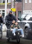 Amsterdam 9 januari 2024
Badr hari en ... in bakfiets in Amsterdam zuid.
