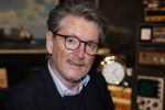 Hoek van Holland 2 januari 2025
De top 40 reikt prijzen uit aan ded Nederlandse Arteisten die in 1 jaar het langste op nummer 1 hebben gestaan .
Onder andere aanwezig Piet Veerman Erik de Zwart Corry Konings George Baker Jacques Herb Ben Cramer ea
Het geestje was in het Art Museum.