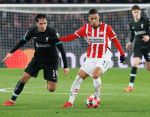 Eindhoven, 29 Januari 2025
8e en laatste wedstrijd  Champions League seizoen 2024-2025 PSV-FC Liverpool, eindstand 3-2
Mauro Junior en Federico Chiesa
Fotograaf Marco Ferrageau