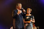 Amsterdam 2 november 2010
Rene Froger viert zijn 50e verjaardag met collega artiesten en vrienden in Carre.
oa Karin Bloemen Danny de Munk Ruth Jacoth Wesley Jeroen v d Boom Grant en Forsyth Thomas Berge Frans Bauer Linda de Mol Peter paul Muller Glennis GraceCarel Kraaijenhof en zoon Danny treden op. Caroline Tensen en Ron Brandsteder presenteren de avond.
Peter Smulders bv