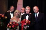 Amsterdam 26 november 2004
Premiere Andre v Duin in Carre
Andre v Duin Joke Bruys Ron Brandsteder Joop v d Ende en Guus Verstraete
Peter Smulders bv