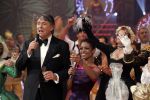 Aalsmer 12 december 2005
Dancing with the stars.
Ron Brandsteder en Sylvana Simons 
Peter Smulders bv
