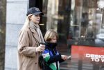 Amsterdam 17 januari 2026
Chantal Janzen met zoon Bobby op de pc hooftstraat