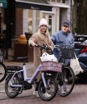 Amsterxdam 16 januari 2026
Chantal Janzen en Tina de Bruin doen samen boodschappen in Amsterdam zuid