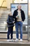 Amsterdam 20 januari 2026
Daan Schuurmans met zijn zoon op de tram aan het wachten . Daarna reden ze naar hun nieuwe huis .