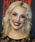 Utrecht 14 januari 2026
Premiere April Darby bij moulin Rouge in Beatrixtheater . Emmaly Brown