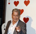 Amsterdam 22 januari 2026
Presentatie het magische leven van Hans Kazan bij hotel l Europe.
Aanwezig Hans Kazan zijn vrouw Wendy Kazan en hun kinderen Lara Kazan Oscar Kazan Renzo Kazan en Steven Kazan