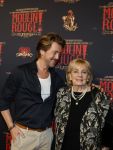 Utrecht 14 januari 2026
Premiere April Darby bij moulin Rouge in Beatrixtheater . Herald Adolfs kwam met zijn schoonmoeder Wil Boszhard