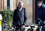 Amsterdam 6 januari 2026
Jaap Jongbloed vertrekt bij zijn sportschool op de fiets naar huis .