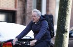Amsterdam 6 januari 2026
Jaap Jongbloed vertrekt bij zijn sportschool op de fiets naar huis .