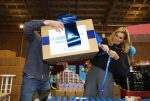 Rotterdam 15 januari 2026
Koningin Maxima bezoekt stichting jarige Job en pakt samen met de andere vrijwilligers de miljoenste doos / box in .