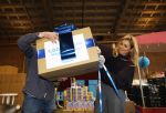 Rotterdam 15 januari 2026
Koningin Maxima bezoekt stichting jarige Job en pakt samen met de andere vrijwilligers de miljoenste doos / box in .