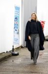 Rotterdam 15 januari 2026
Koningin Maxima bezoekt stichting jarige Job en pakt samen met de andere vrijwilligers de miljoenste doos / box in .