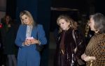 Eindhoven 26 oktober 2023
Koningin Maxima op bezok bij de dutch design week in Eindhoven . Maxima had haar goede vriendin Mariska Dietz mee genomen . Mariska Heeft paleis huis Den Bosch ingericht .