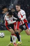 Eindhoven, 28 Januari 2026
Laatste wedstrijd in voorronde Champions League
PSV-Bayern Munchen, eindstand 1-2
Mauro Junior in duel met Luis Diaz
